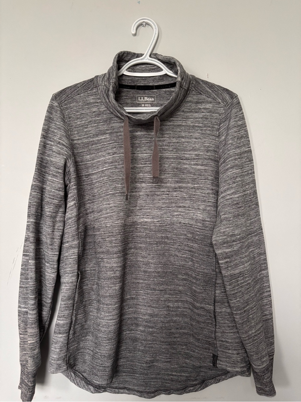 L.L. Bean Womans Gray Heather Funnel Neck Pullover Sweater